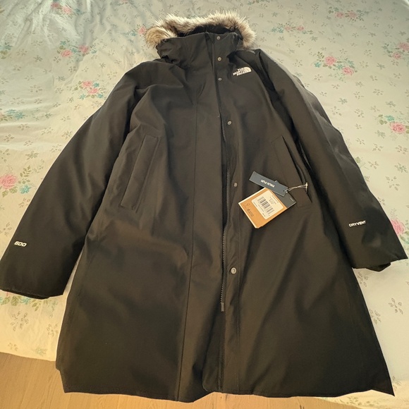 The North Face Jackets & Blazers - The North Face Arctic Parka Black Medium NWT